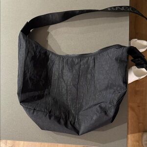 BAGGU Black Crossbody Bag